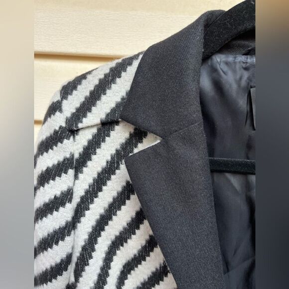 Akris black & white wool/cashmere blend, diagonal houndstooth pattern jacket, 12 - Picture 7 of 13